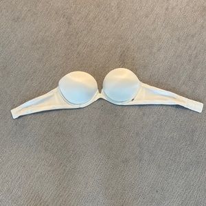 Victoria’s Secret Strapless Bra